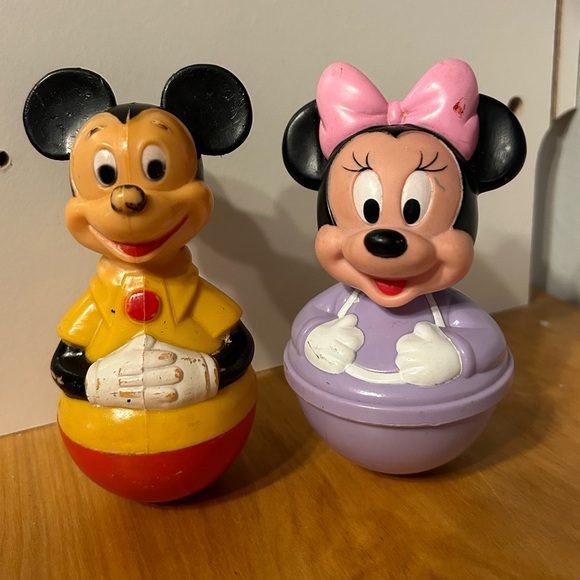 Disneyland collectable book and bobble - Picture 5 of 5